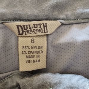 Duluth Trading Company skort size 6